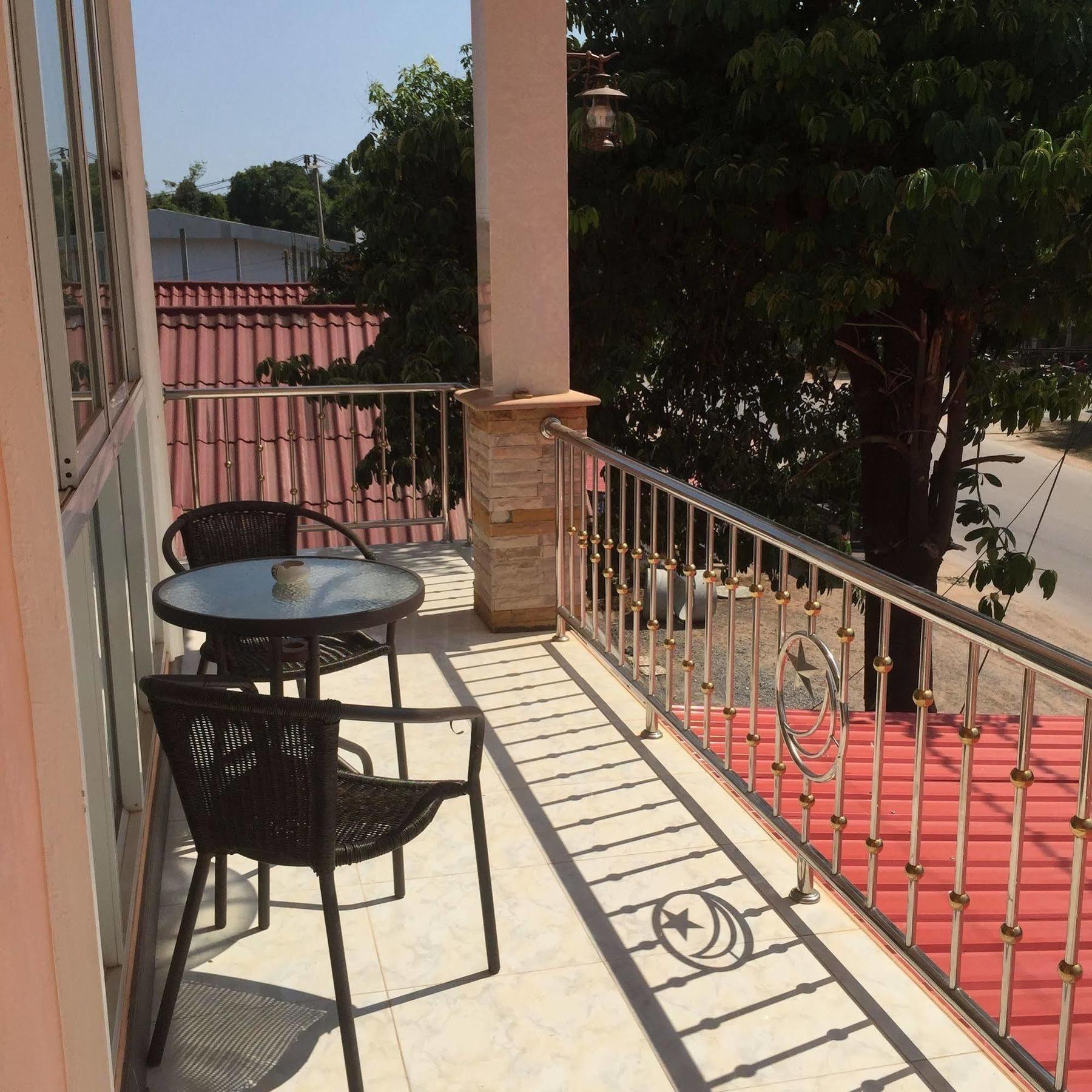 Lanta Grand House Hotel Ko Lanta Kültér fotó